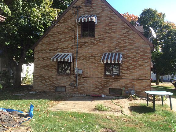 3rd image of 318 N Bureau Ave