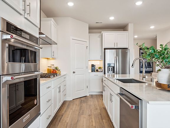 4th image of 8204 51st St NE