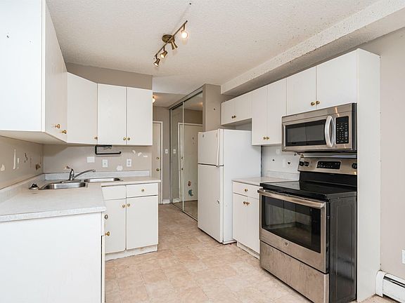 3rd image of 14530 52nd St NW #103