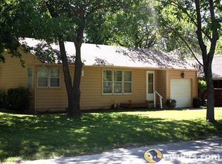 509 W 10th St, Claremore, OK 74017