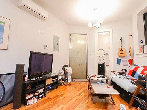4th image of 383 S 3rd St #4KP