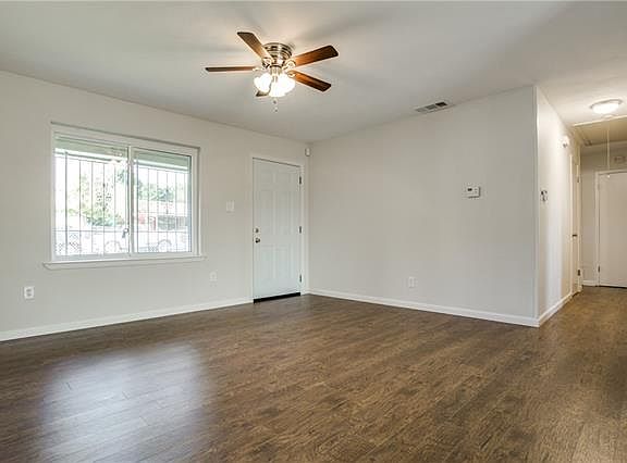 4th image of 3412 Pebbleshores Dr