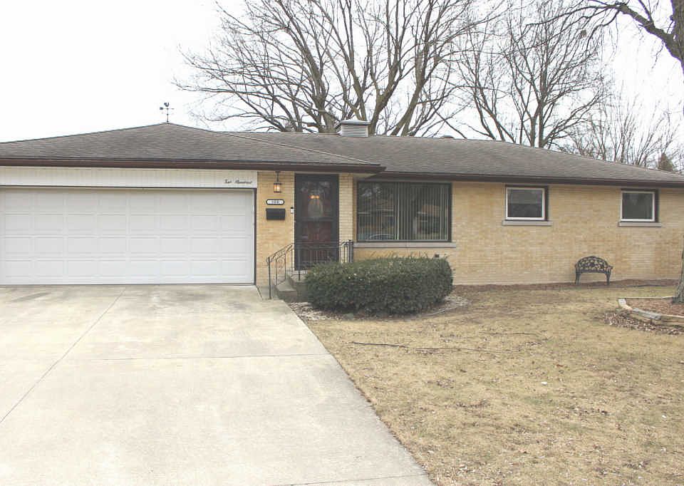 1st image of 500 Stockton Heights Dr