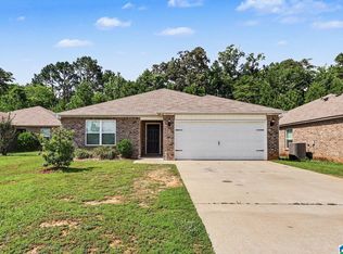 748 The Heights Ln, Calera, AL 35040