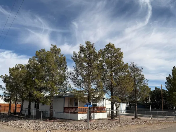 303 Calle Del Corte, Elephant Butte, NM 87935