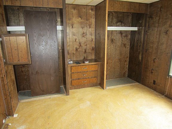 4th image of 502 Jennie St