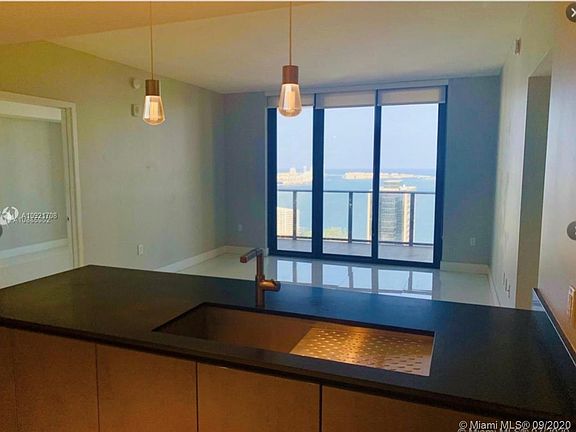 4th image of 1010 Brickell Ave Unit 4104