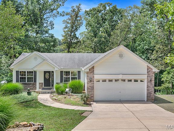 2nd image of 1234 Robin Hood Dr