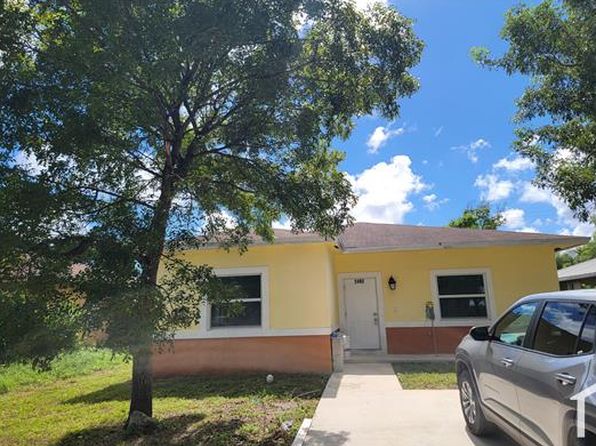 2480 NW 4th Ct