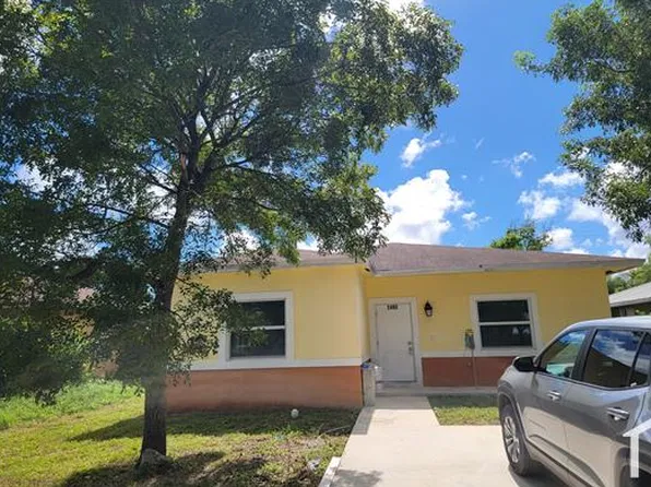 2480 NW 4th Ct, Pompano Beach, FL 33069