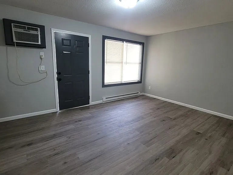 4187 Sunset Dr #3 — Photo 10