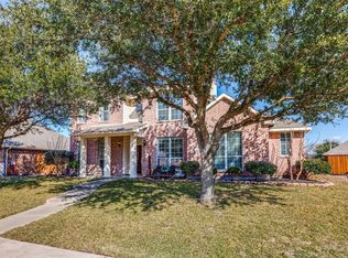 6802 Amesbury Ln, Rowlett, TX 75089