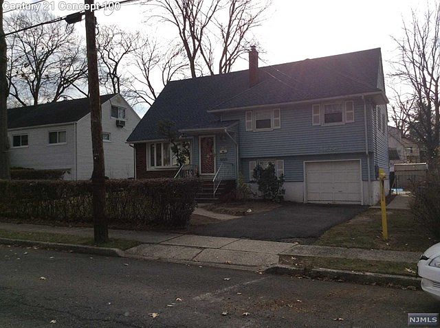 2nd image of 38 Voorhees St
