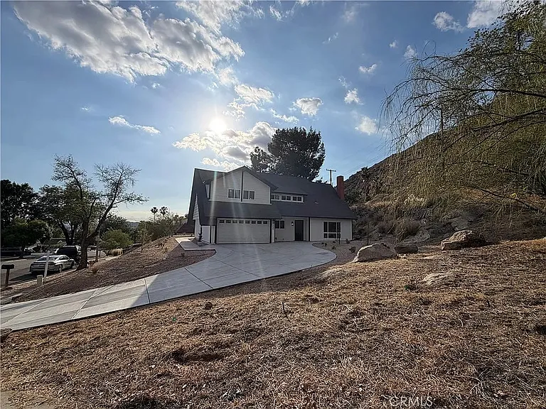 755 Huston Dr — Photo 7