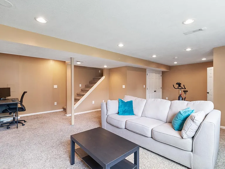 14070 W 148th St — Photo 11