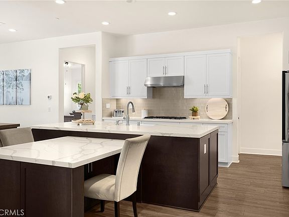 4th image of 11638 Oakton Way