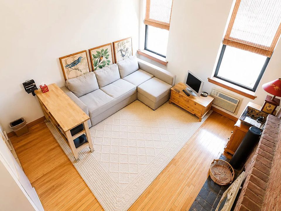 1st image of 67 W 73rd St APT 3c