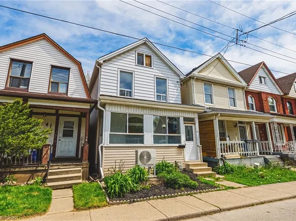 43 Harvey St, Hamilton, ON L8L 2L9