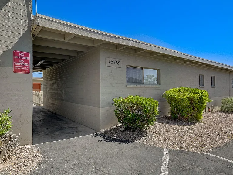 Campus Crossing, Apartments For Rent in Las Vegas