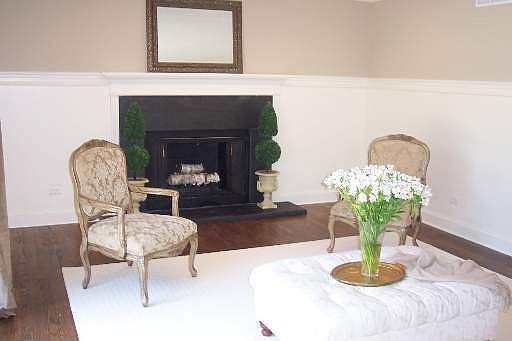 Living Room W Fireplace