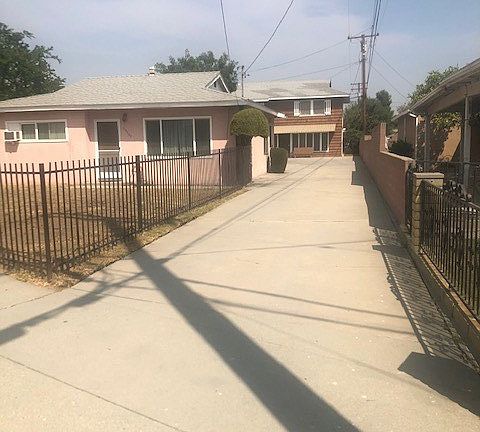 5th image of 13127 Beaty Ave