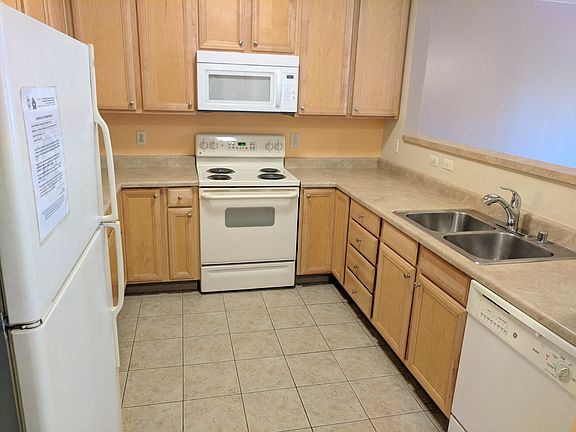 3rd image of 516 Darby Dr Unit 312