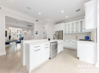 234A Vernon Ave #1F, Brooklyn, NY 11206