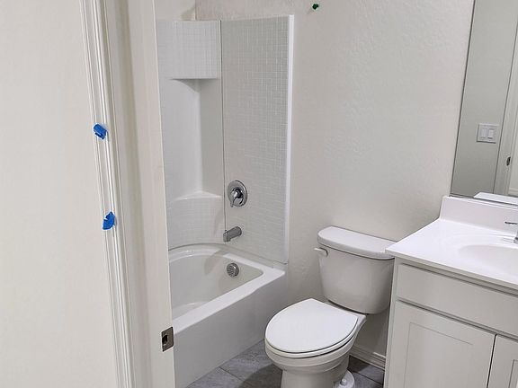 3rd image of 36078 W Santa Clara Ave