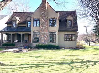 5011 W 68th Ter, Prairie Village, KS 66208