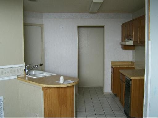 4th image of 2807 DIAMOND FIELD DR