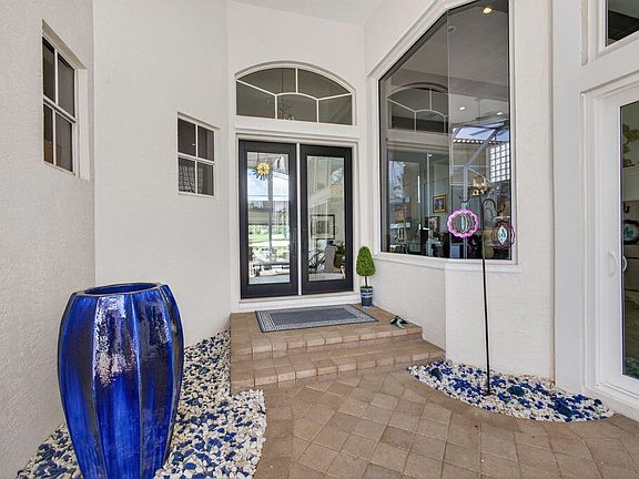 2nd image of 1109 Grand Cay Drive