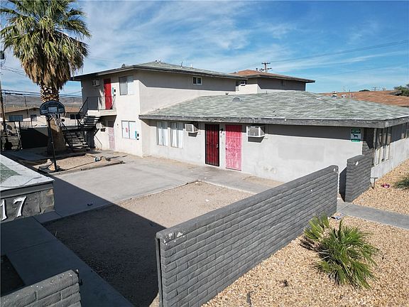 3rd image of 109 W Buena Vis