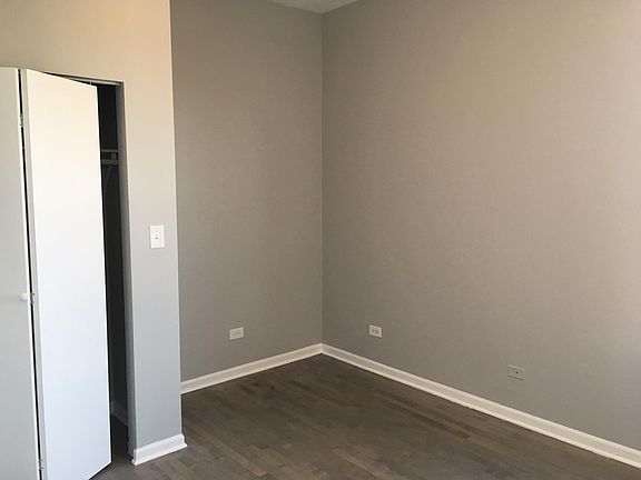 2nd image of 1435 N Milwaukee Ave APT 304