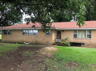 1325 Metcalfe Rd, Greenville, MS 38703