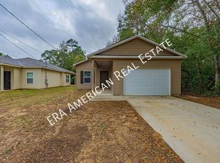 709 E Robinson Ave, Crestview, FL 32539