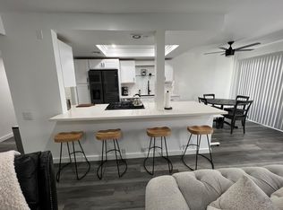 400 N Sunrise Way APT 238, Palm Springs, CA 92262