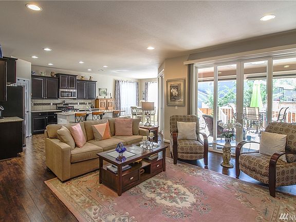 4th image of 8004 165th Street Ct E