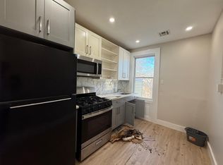 216 Claremont Ave #2E, Jersey City, NJ 07305