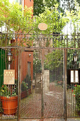 Sold by Sotheby's International Realty | media 3