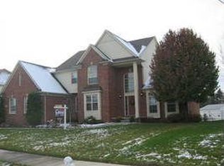 3403 Oxford W, Auburn Hills, MI 48326
