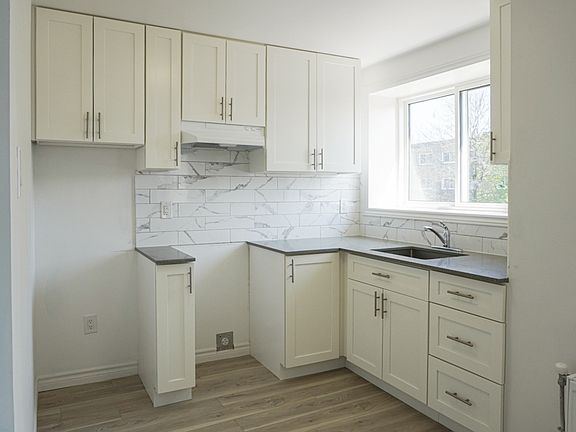 2nd image of 630 Cummings Ave #11526694