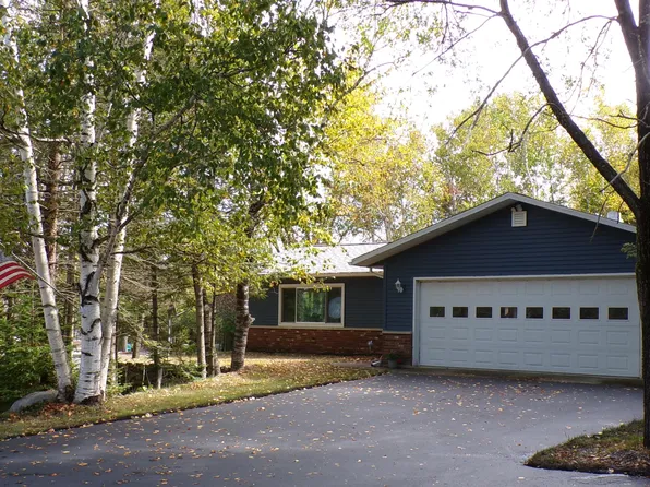 17111 Bay View Dr, Presque Isle, MI 49777