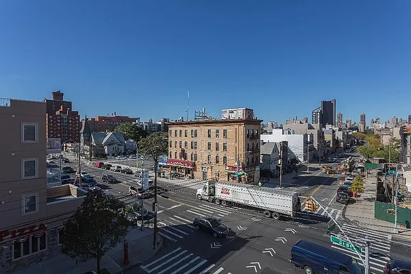 Rented by Astoria NY Condos | media 39