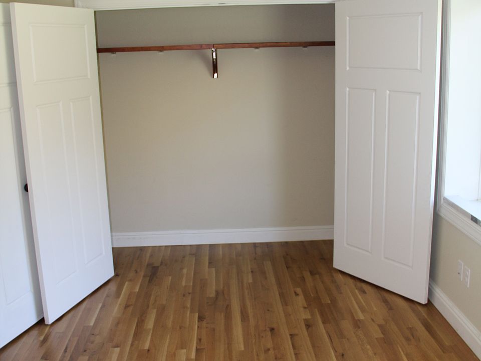 Front Bed Closet_03142022