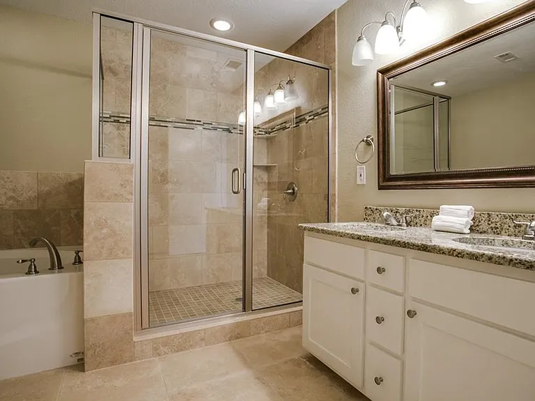 2352 Wildoak Dr — Photo 14