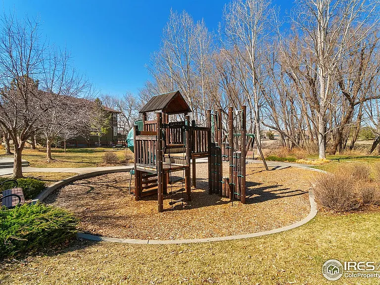 2201 Creekside Dr — Photo 46