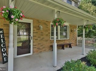 1130 Hunter Hill Dr, Lansdale, PA 19446