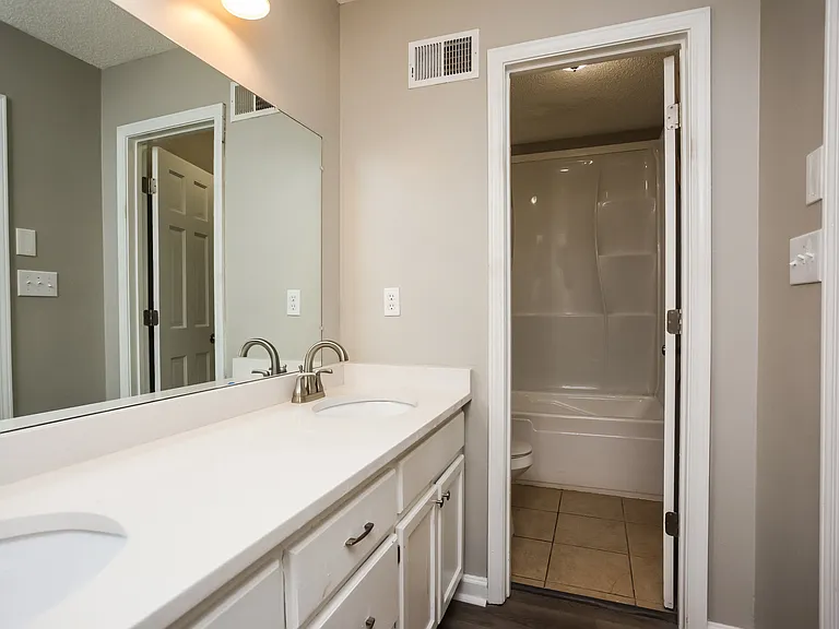 4466 Dawn Oaks Cv — Photo 11