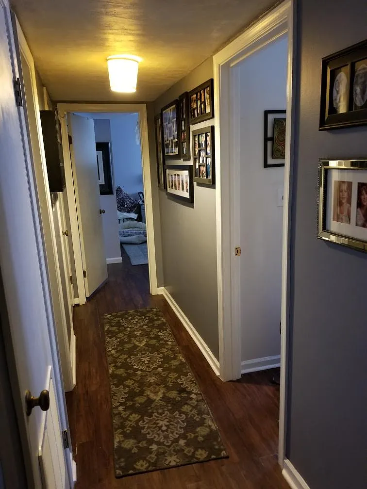 2 bed, 903 sqft, $2,000 — Photo 2
