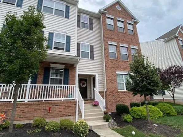 3098 Goshen Dr, Pennsburg, PA 18073